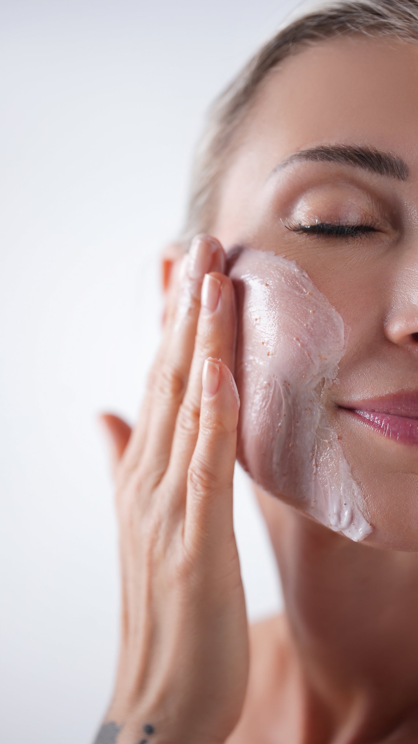 Probiotics Exfoliating Face Scrub