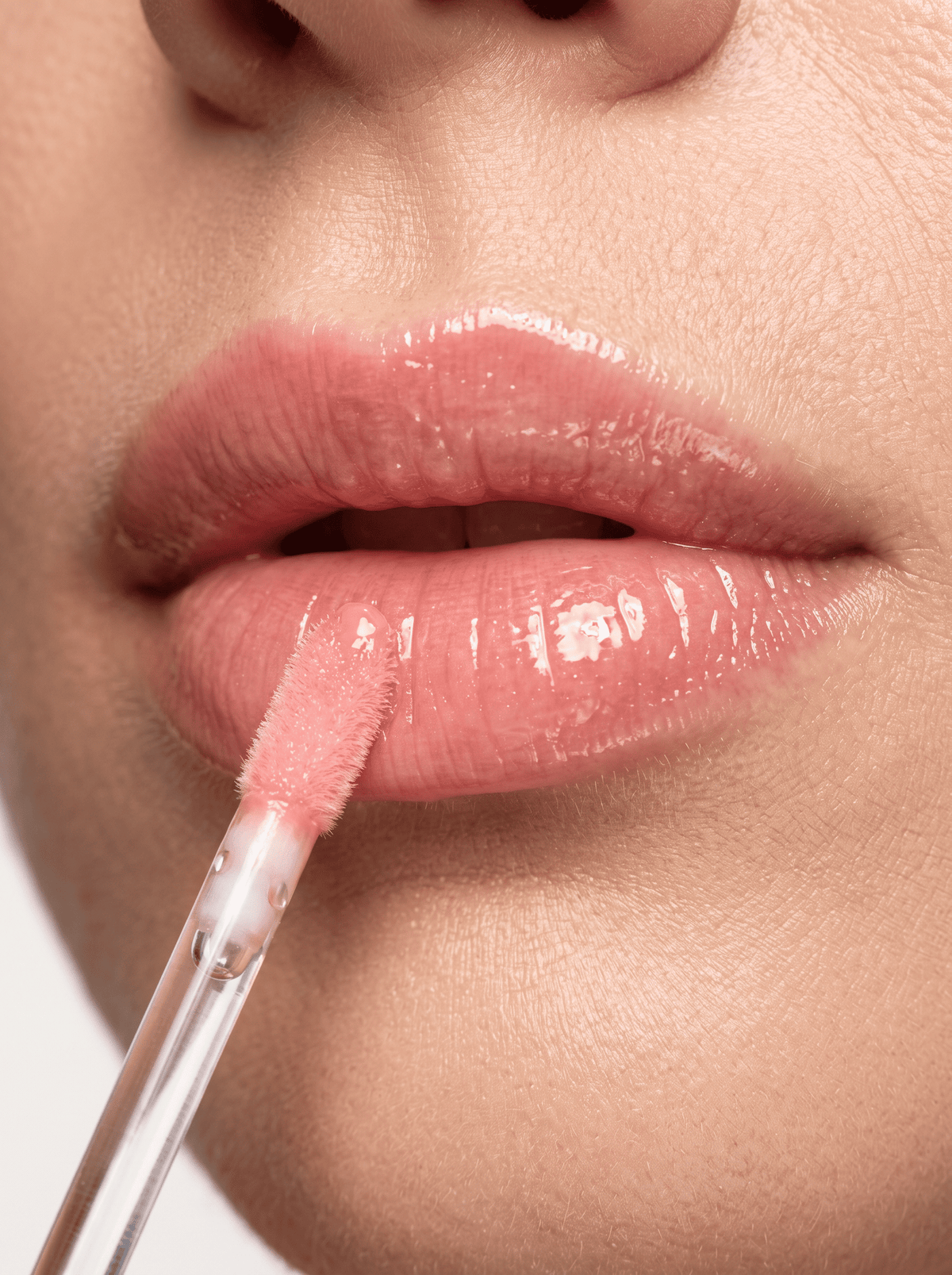 Moisturizing Lip Gloss - S07